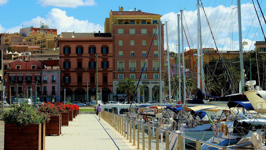 Appartamenti Le Rondini Cagliari Esterno foto