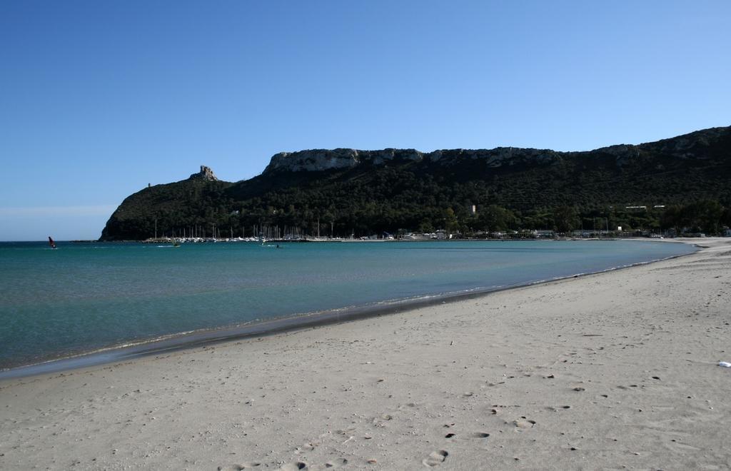 Appartamenti Le Rondini Cagliari Esterno foto